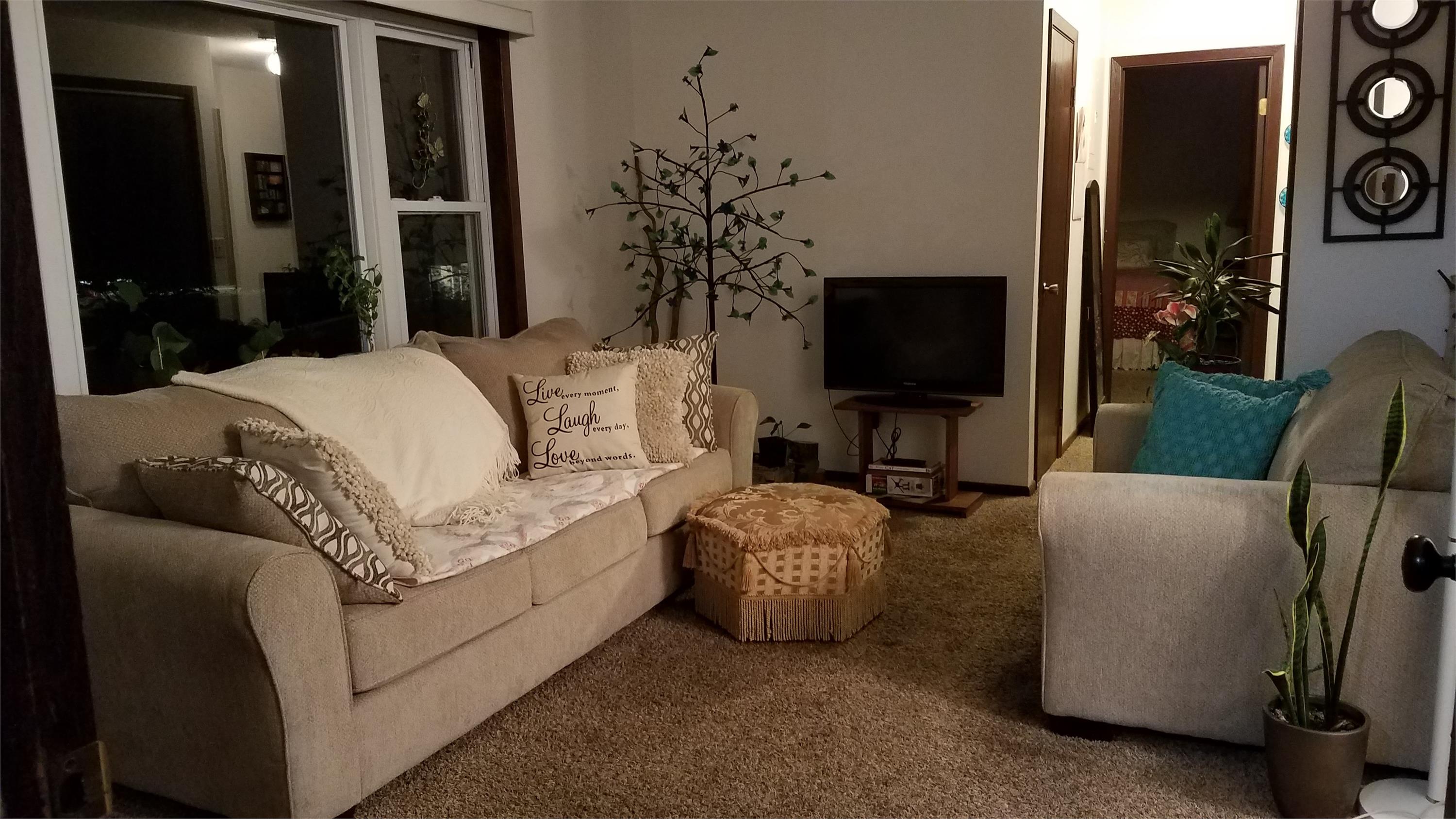 717 East Garland Street - 7